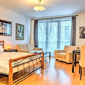  Apartahotel City Central Apartments Hungría